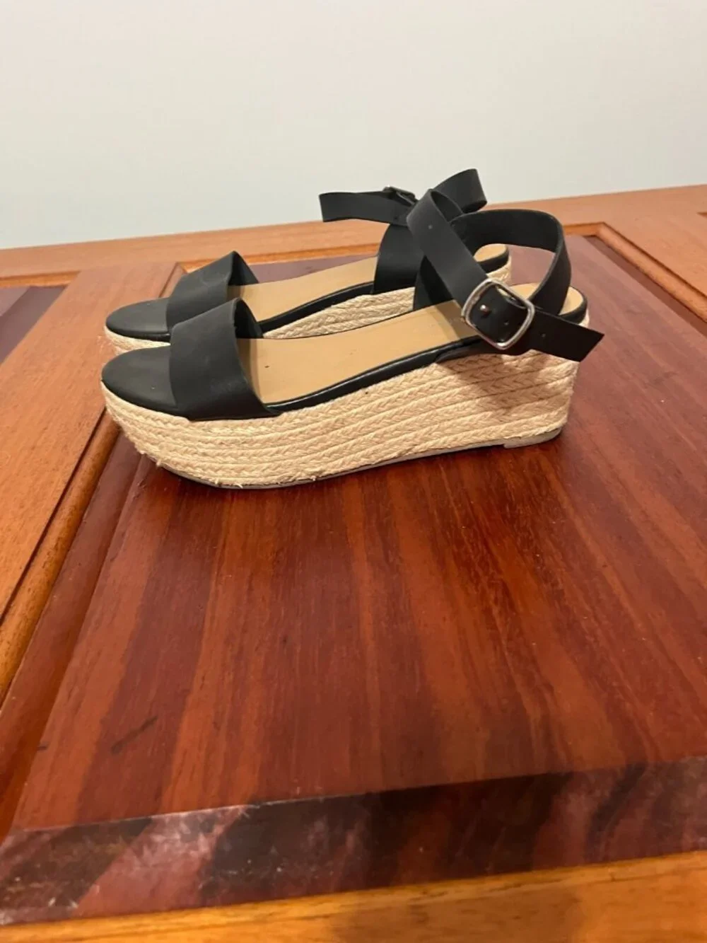 City Classified Espadrille Platform Open Toe Sandals Size 7 Black Straps
